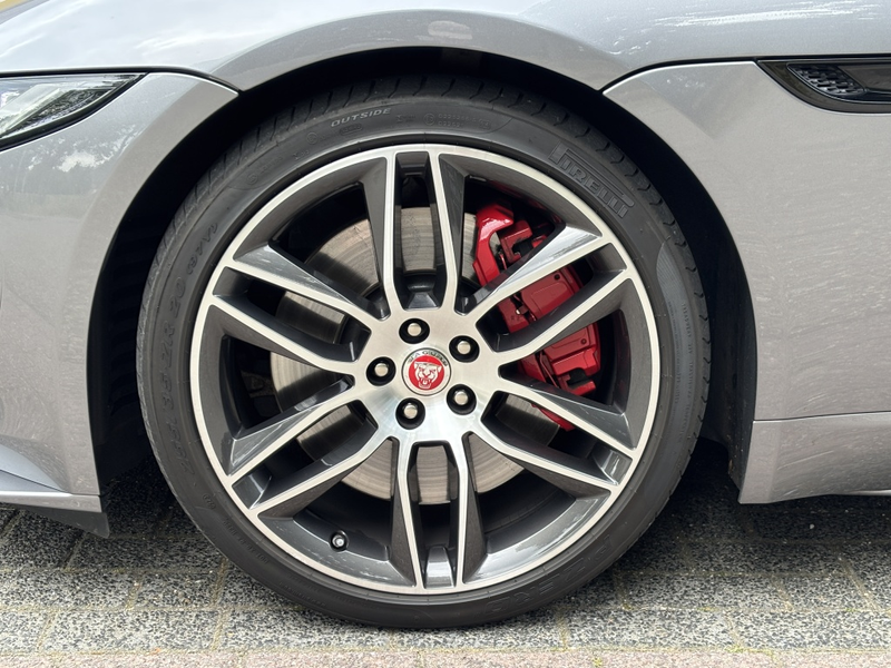 Jaguar F-Type P450 V8 AWD Cabriolet R-Dynamic — photo 13