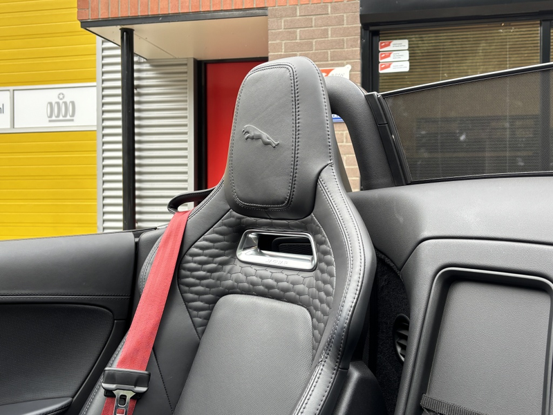 Jaguar F-Type P450 V8 AWD Cabriolet R-Dynamic — photo 15