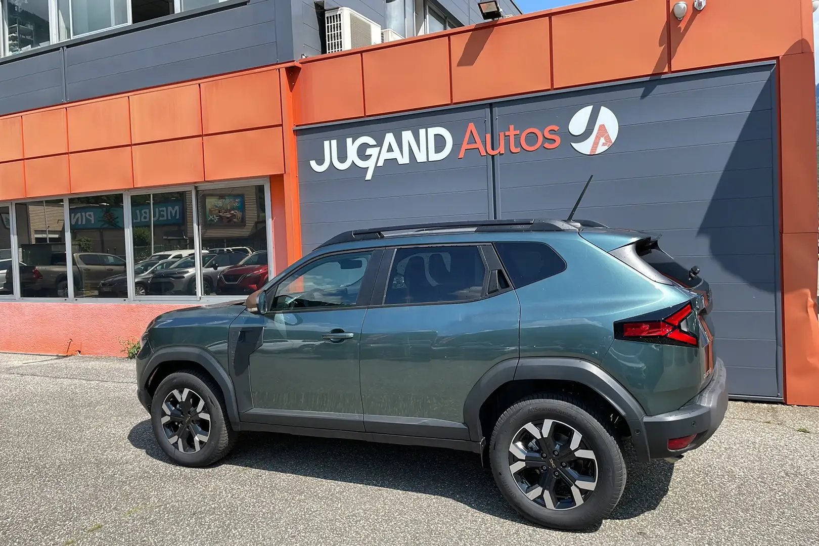 Dacia Duster MILD HYBRID 130 4X4 EXTREME Vert - 2