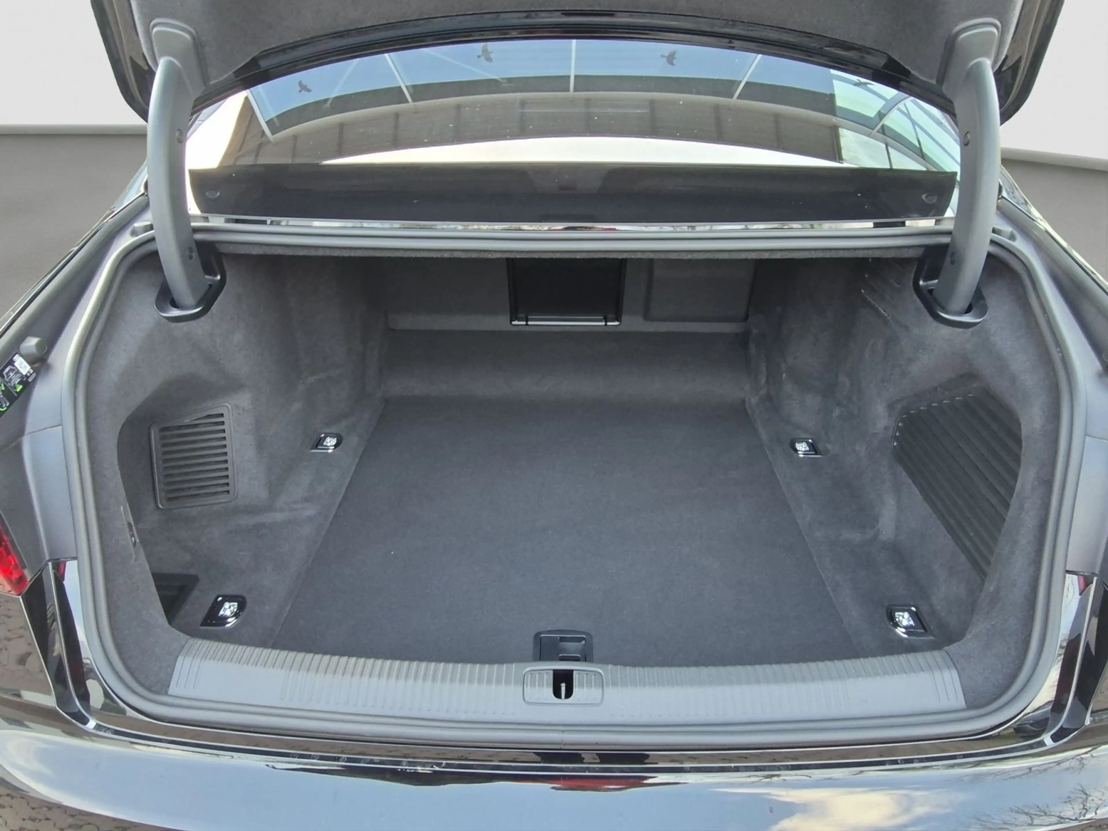 Audi S8 4.0 TFSI quattro Tiptronic Panoramadach AHK L — photo 20