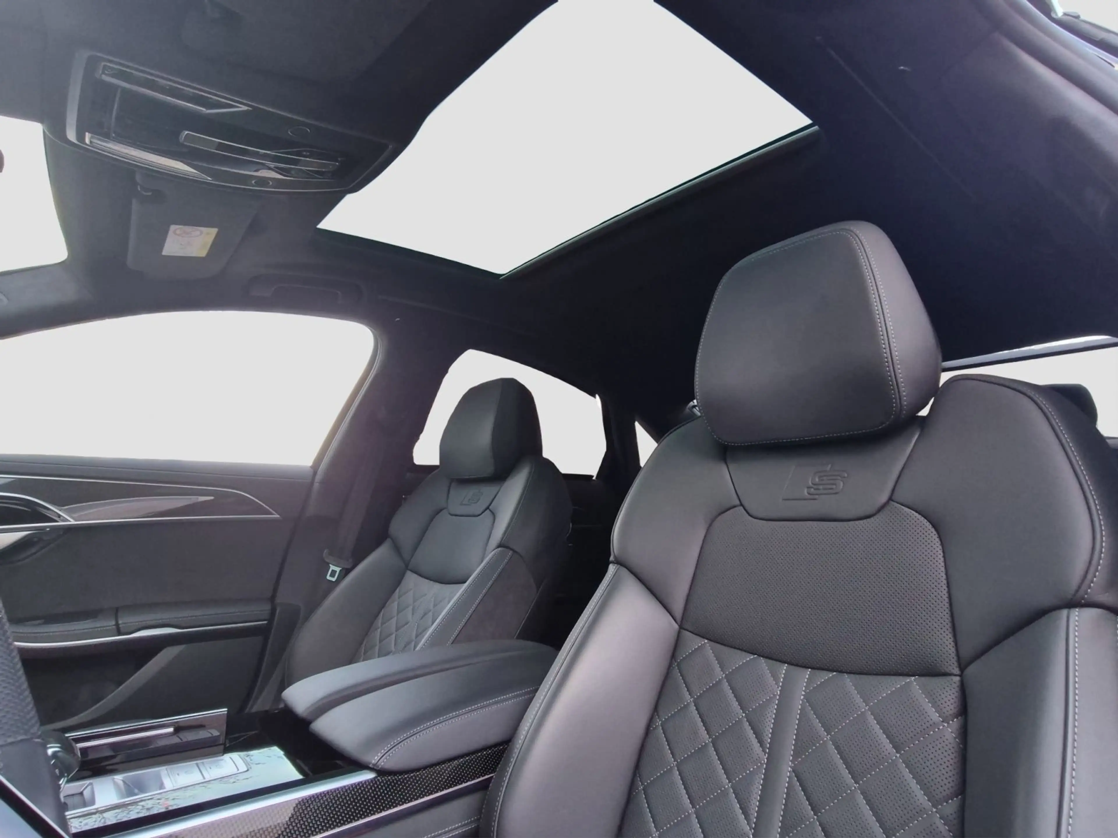 Audi S8 4.0 TFSI quattro Tiptronic Panoramadach AHK L — photo 24