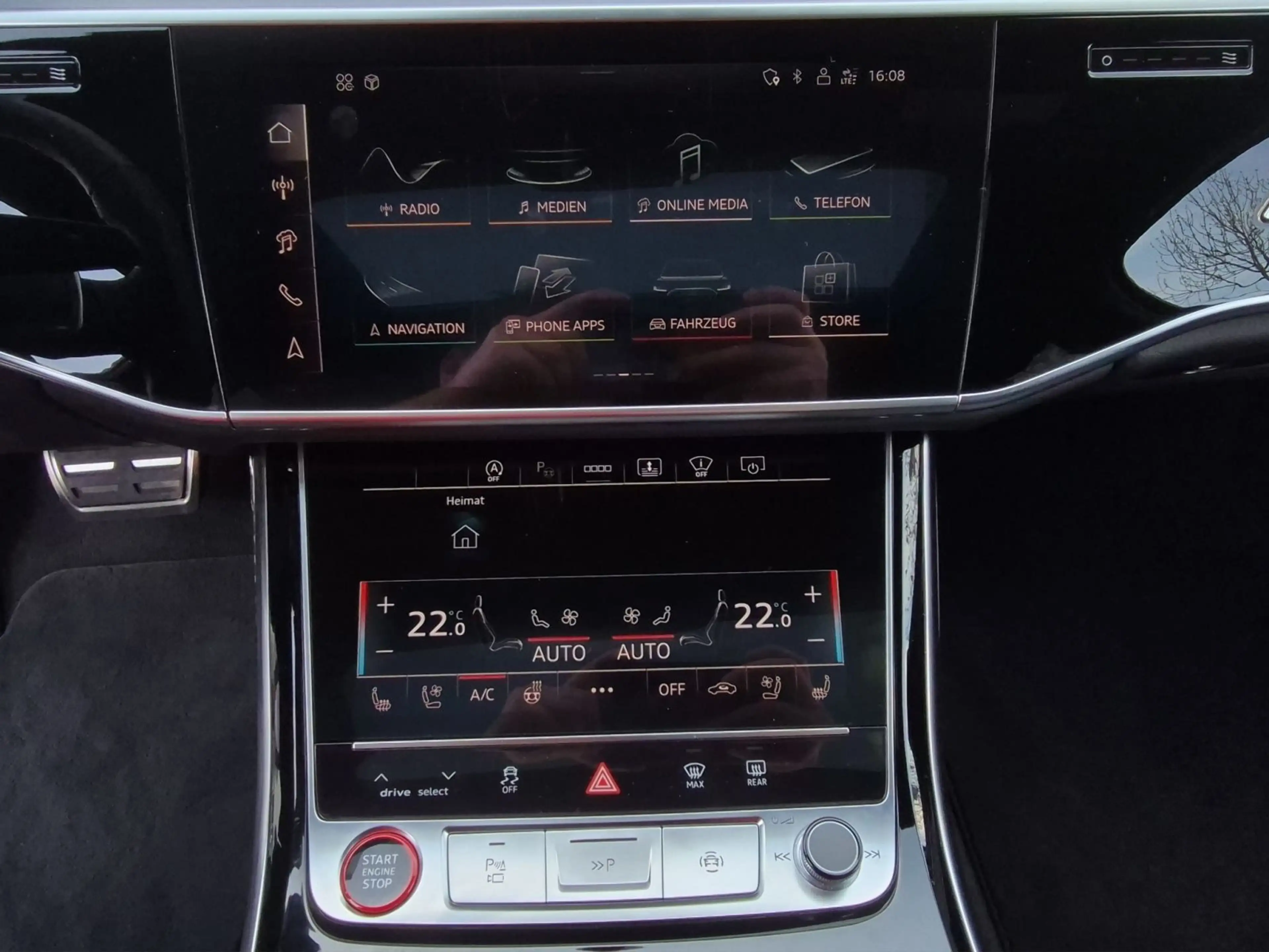 Audi S8 4.0 TFSI quattro Tiptronic Panoramadach AHK L — photo 16