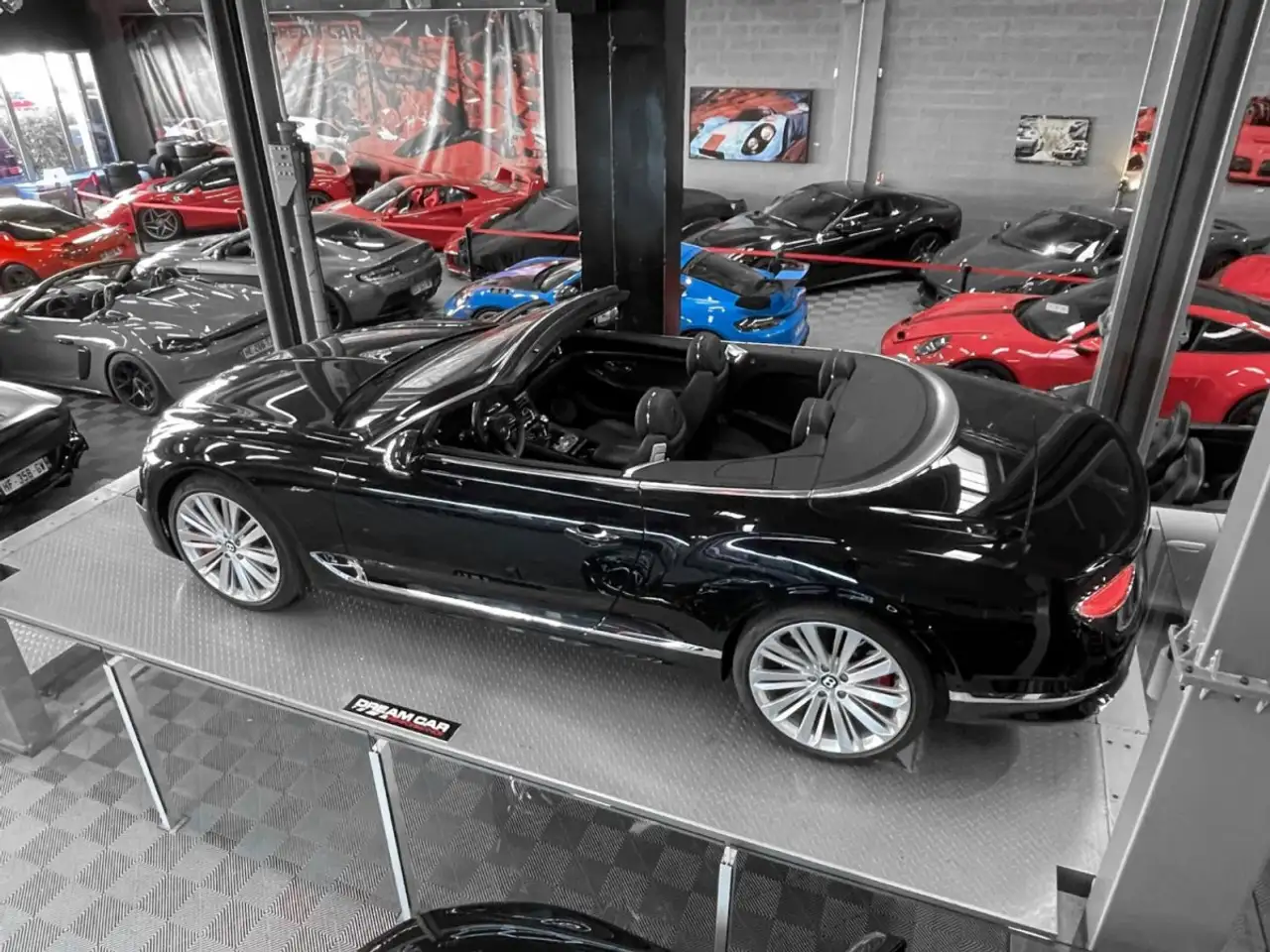 Bentley Continental GTC 2022