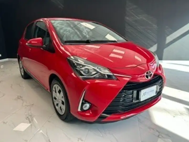 Toyota Yaris Yaris 1.5 5 porte Lounge