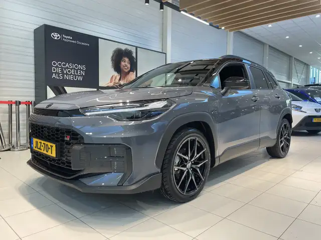 Toyota Corolla Cross Hybrid 180 GR Sport | Apple Carplay | Toyota Safet