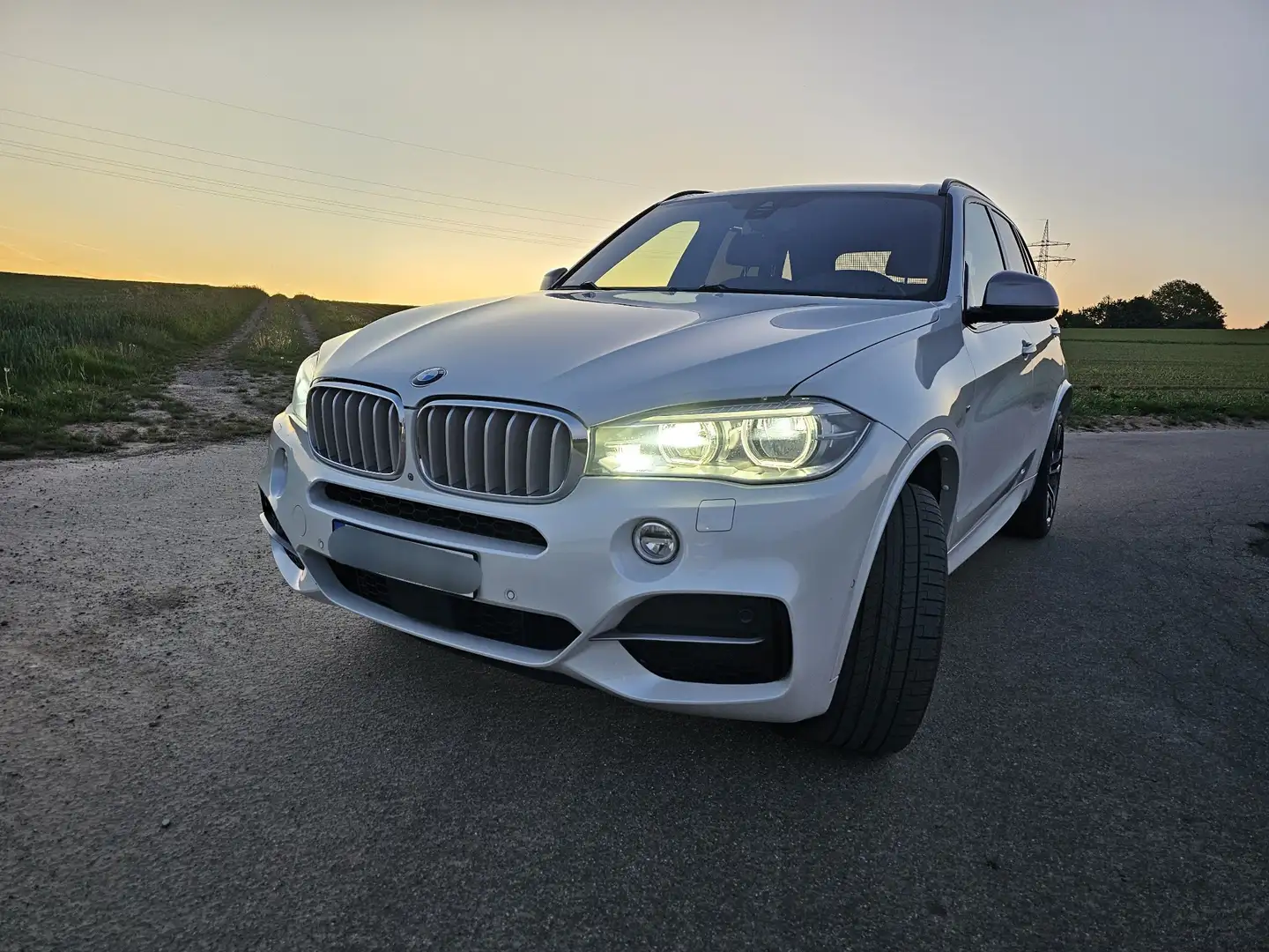 BMW X5 M M50 d Белый - 1