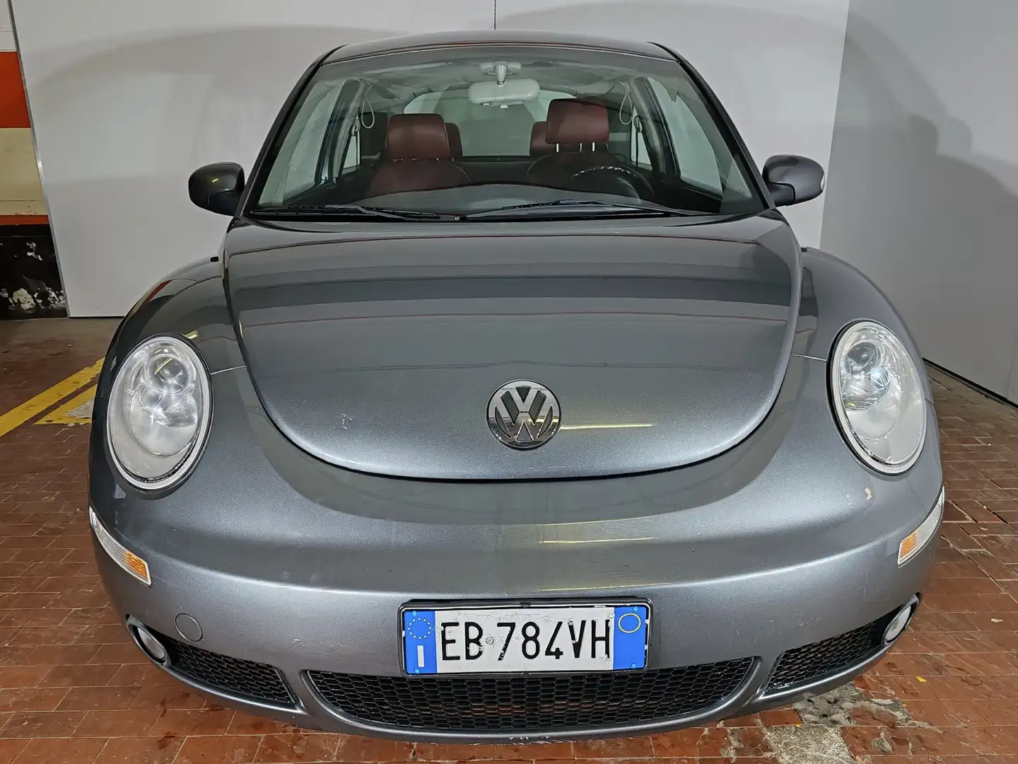 Volkswagen New Beetle 1.6 Benzina 102cv + Pelle Rossa Grigio - 2