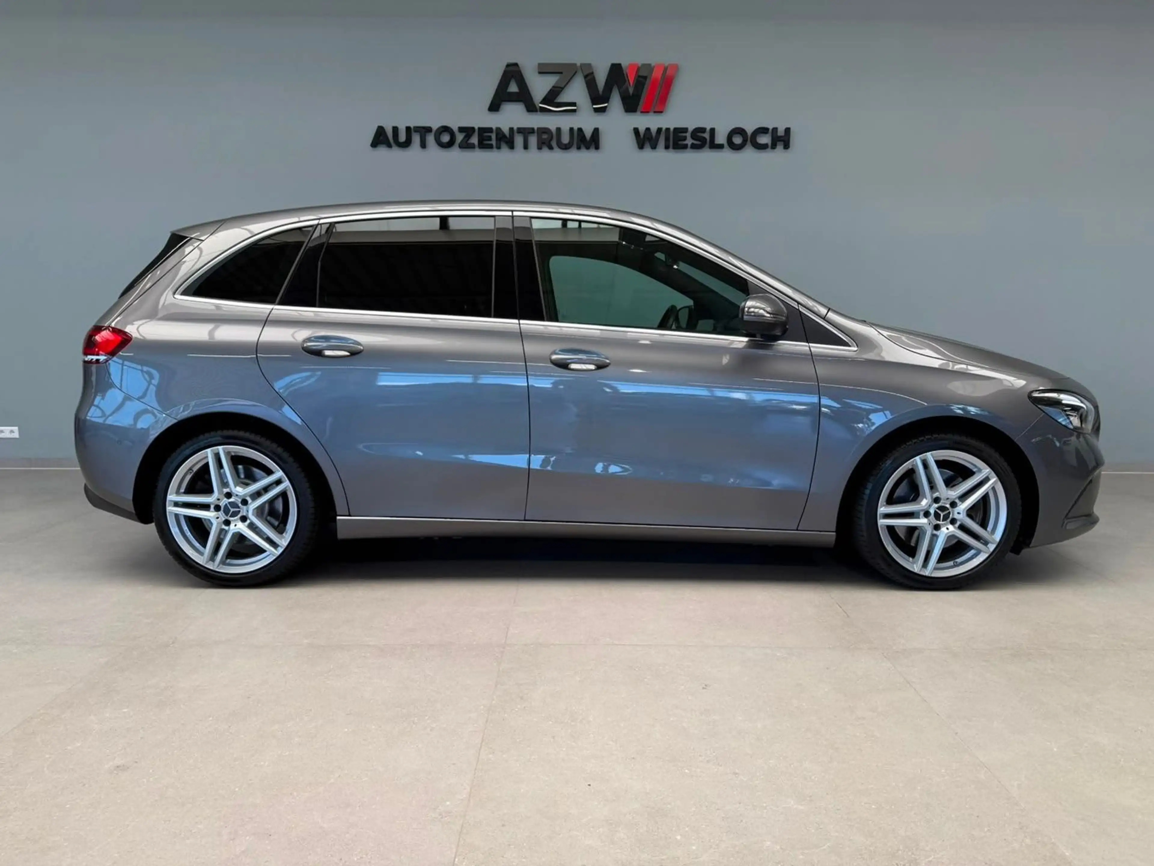 Mercedes-Benz B 250 Kamera+Spurhalte+Totenwinkel — photo 7