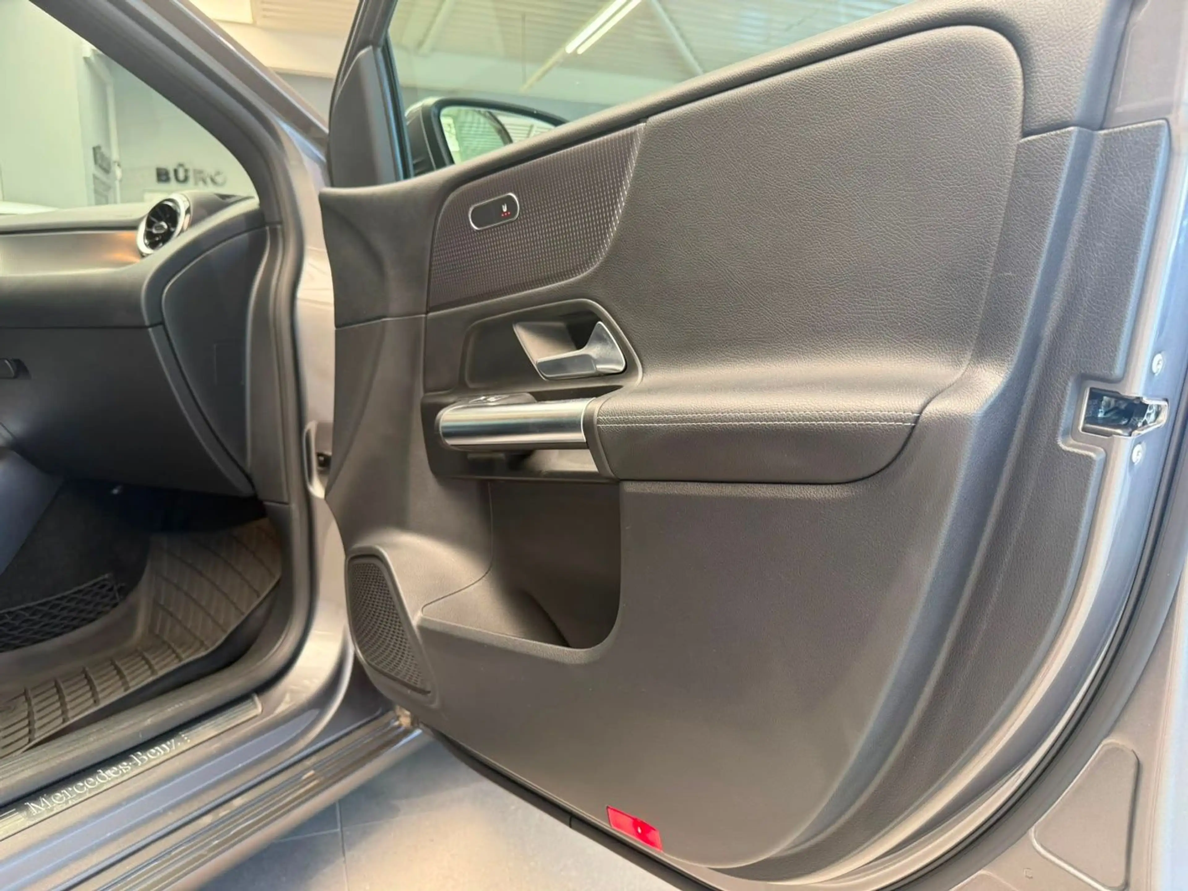 Mercedes-Benz B 250 Kamera+Spurhalte+Totenwinkel — photo 13