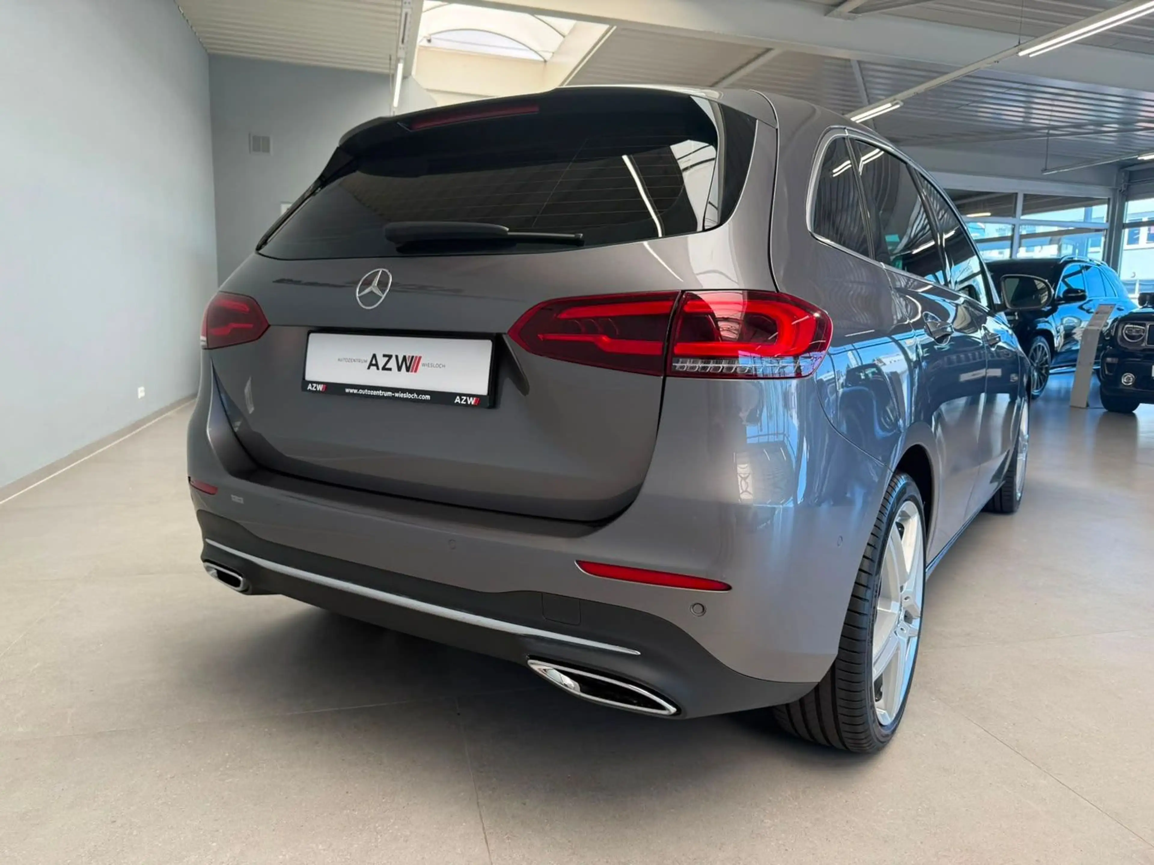 Mercedes-Benz B 250 Kamera+Spurhalte+Totenwinkel — photo 10