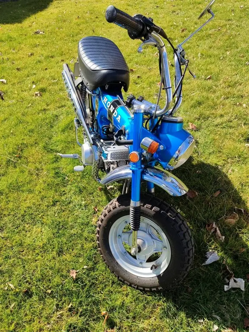 Honda DAX ST 125 Blue - 1