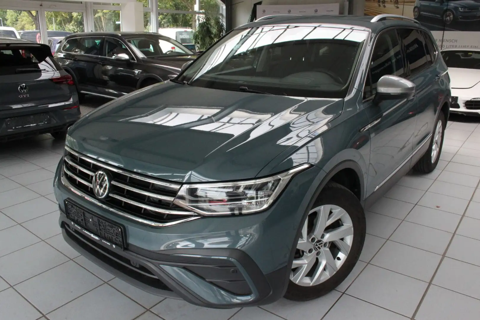 Volkswagen Tiguan Allspace Life/DSG/ERGO/HEADUP/KAME/NAVI/S Azul - 1