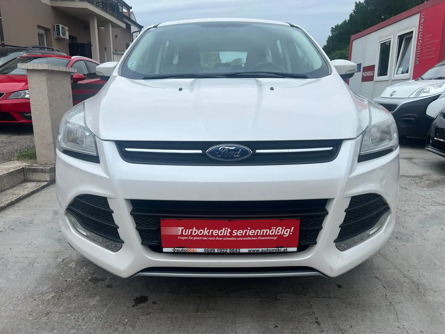 Ford Kuga Allrad Automatik 2,0 TDCi Trend 4x4 Aut. Weiß - 2