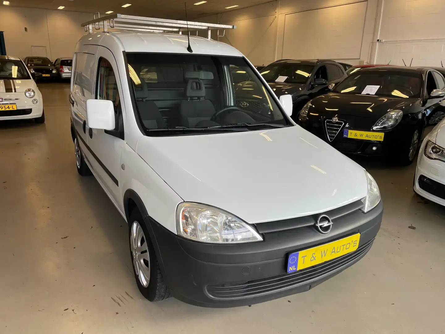 Opel Combo 1.4-16V Base 800 kg. Cng gas Wit - 1