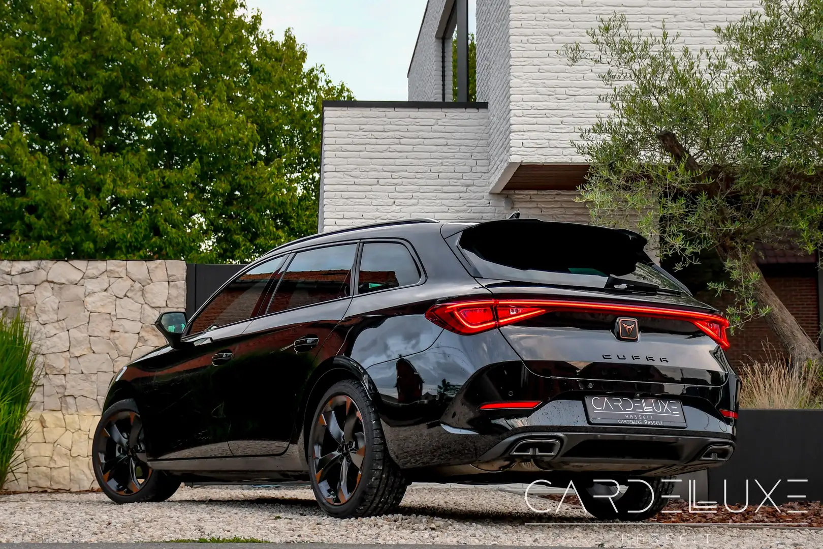CUPRA Leon Leon ST ✔️ BREAK | MHEV / PANO | HIFI | LED Noir - 2