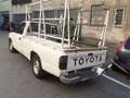 Toyota Hilux 2.5 extra cab - thumbnail 2