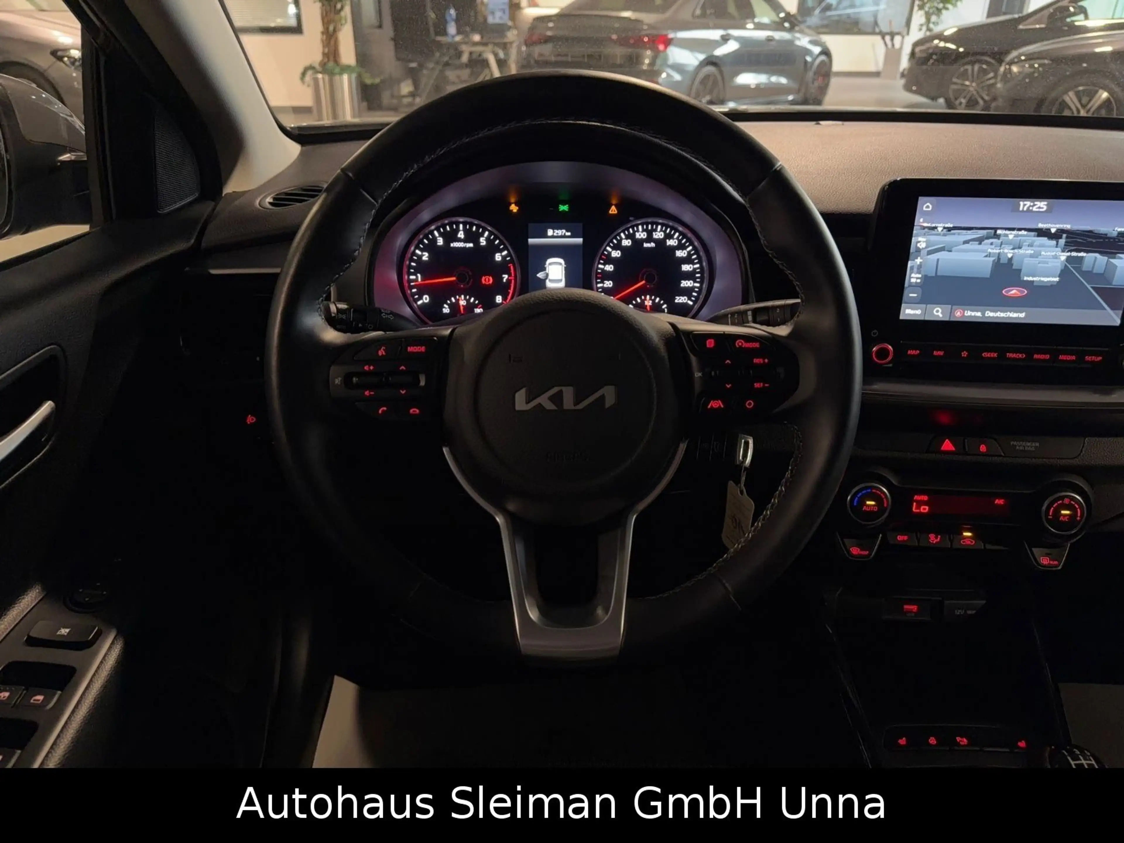 Kia Stonic Vision/Klima/Navi/Kamera/Alu/Top — photo 11