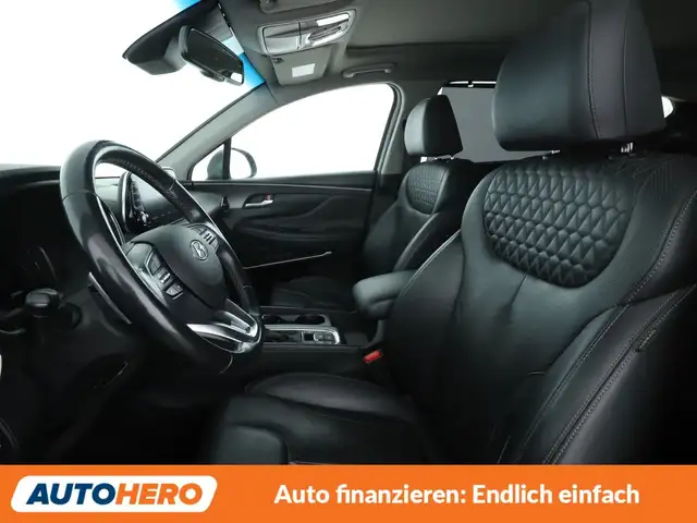 Hyundai Santa Fe view 10