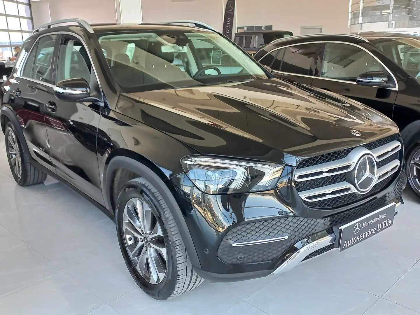 Mercedes-Benz GLE 300 d Sport 4matic auto Black - 1