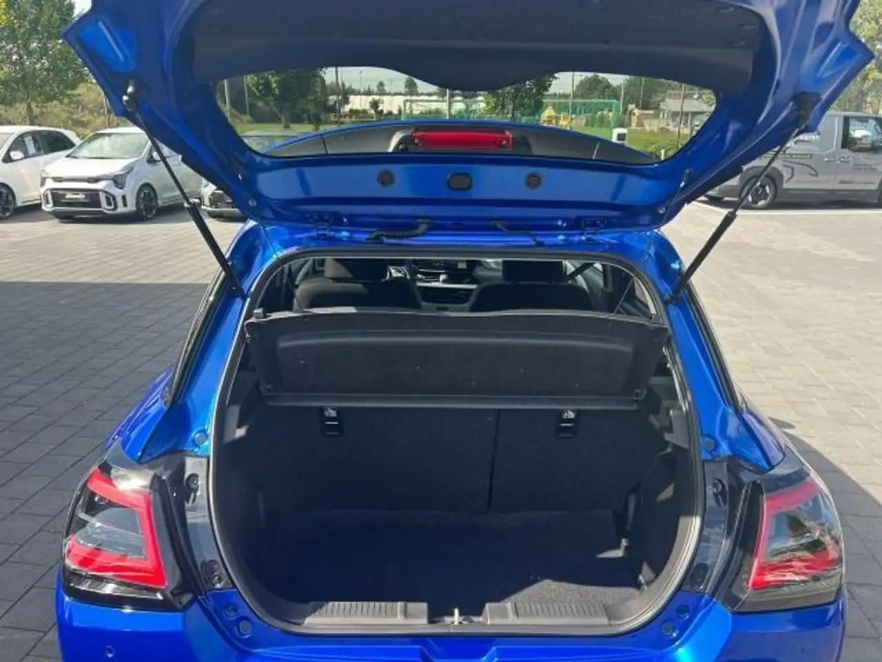 Suzuki Swift 5-Türer 1.2 DUALJET HYBRID Comfort, миниатюра 11