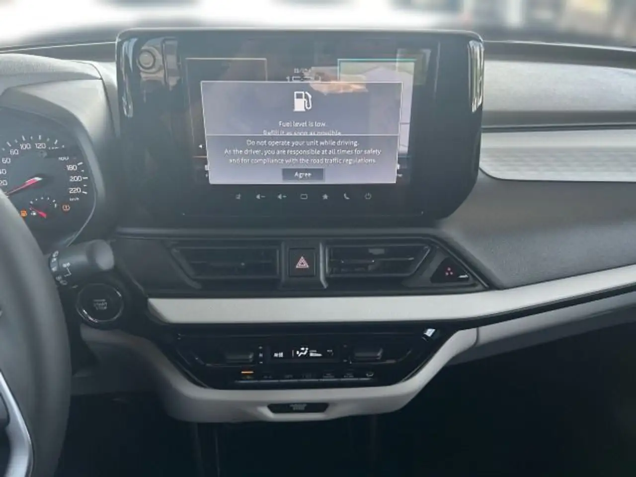 Suzuki Swift 5-Türer 1.2 DUALJET HYBRID Comfort, миниатюра 17