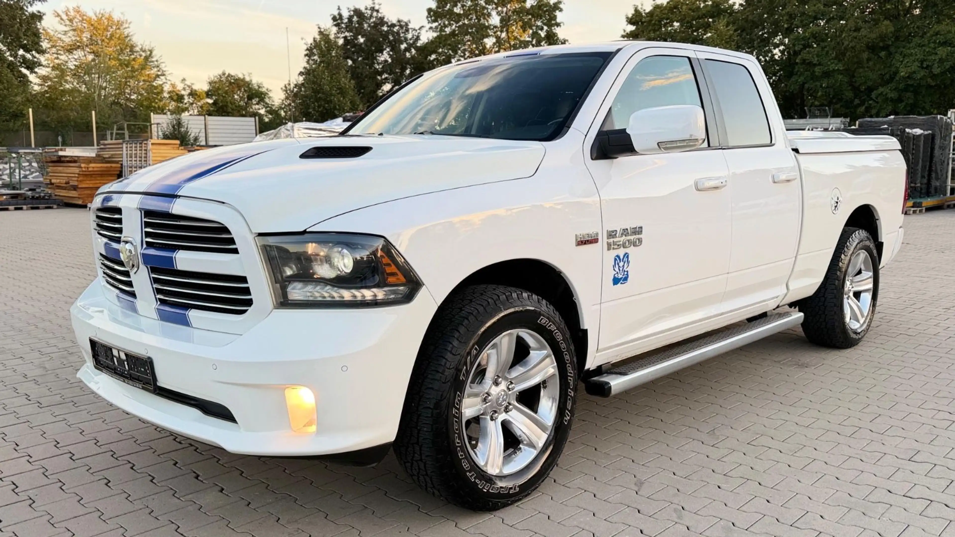 Dodge RAM 1500 Sport 5,7Hemi 4x4 LPG 200Lit. Tausch Mö — photo 2