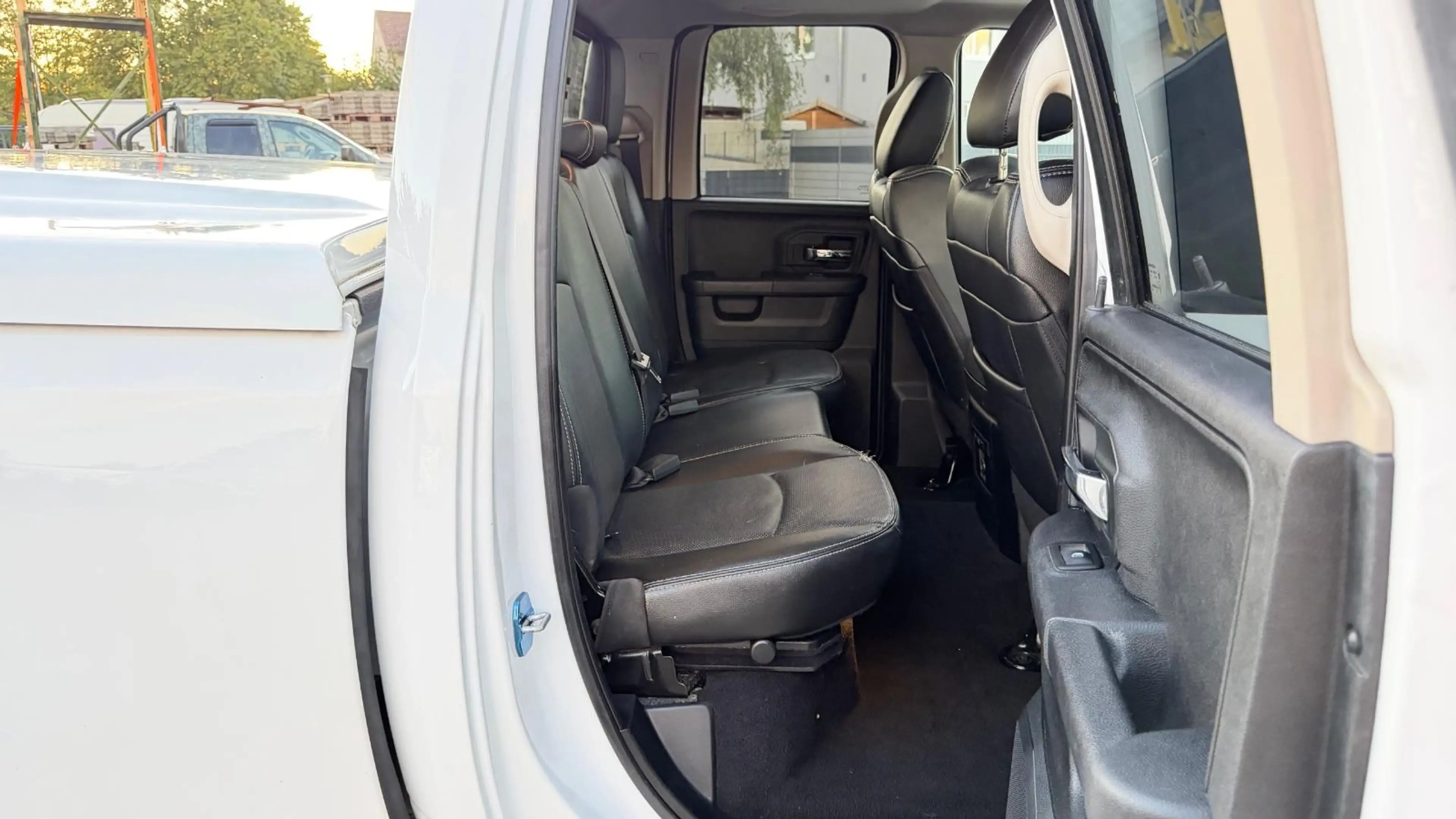 Dodge RAM 1500 Sport 5,7Hemi 4x4 LPG 200Lit. Tausch Mö — photo 14