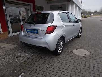 Bild 3 Toyota Yaris 5-Türer 1.33 VVT-i Comfort