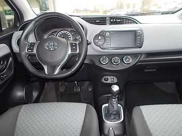 Bild 6 Toyota Yaris 5-Türer 1.33 VVT-i Comfort