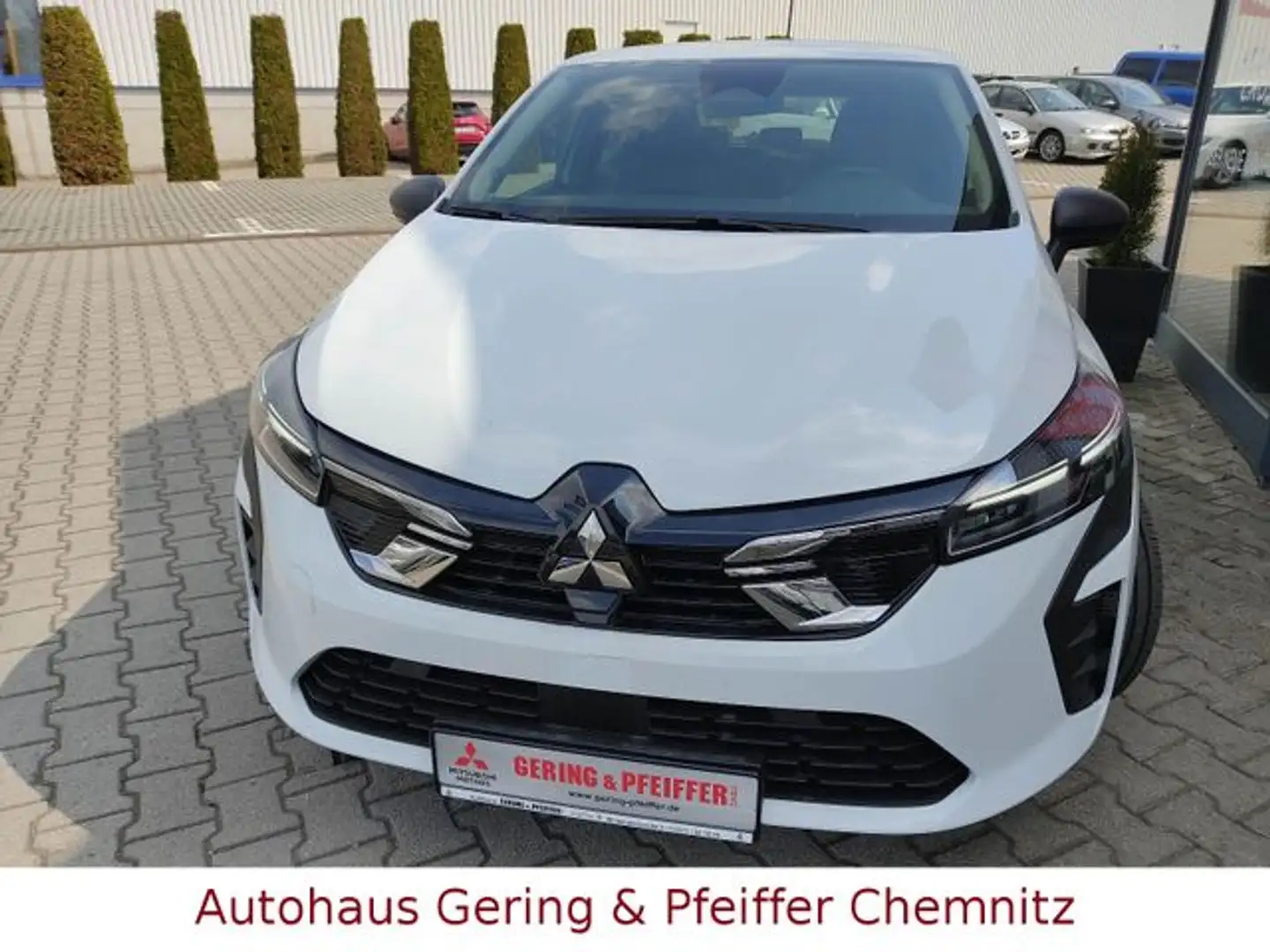 Mitsubishi Colt Basis 1.0 Benziner  Basis Weiß - 2