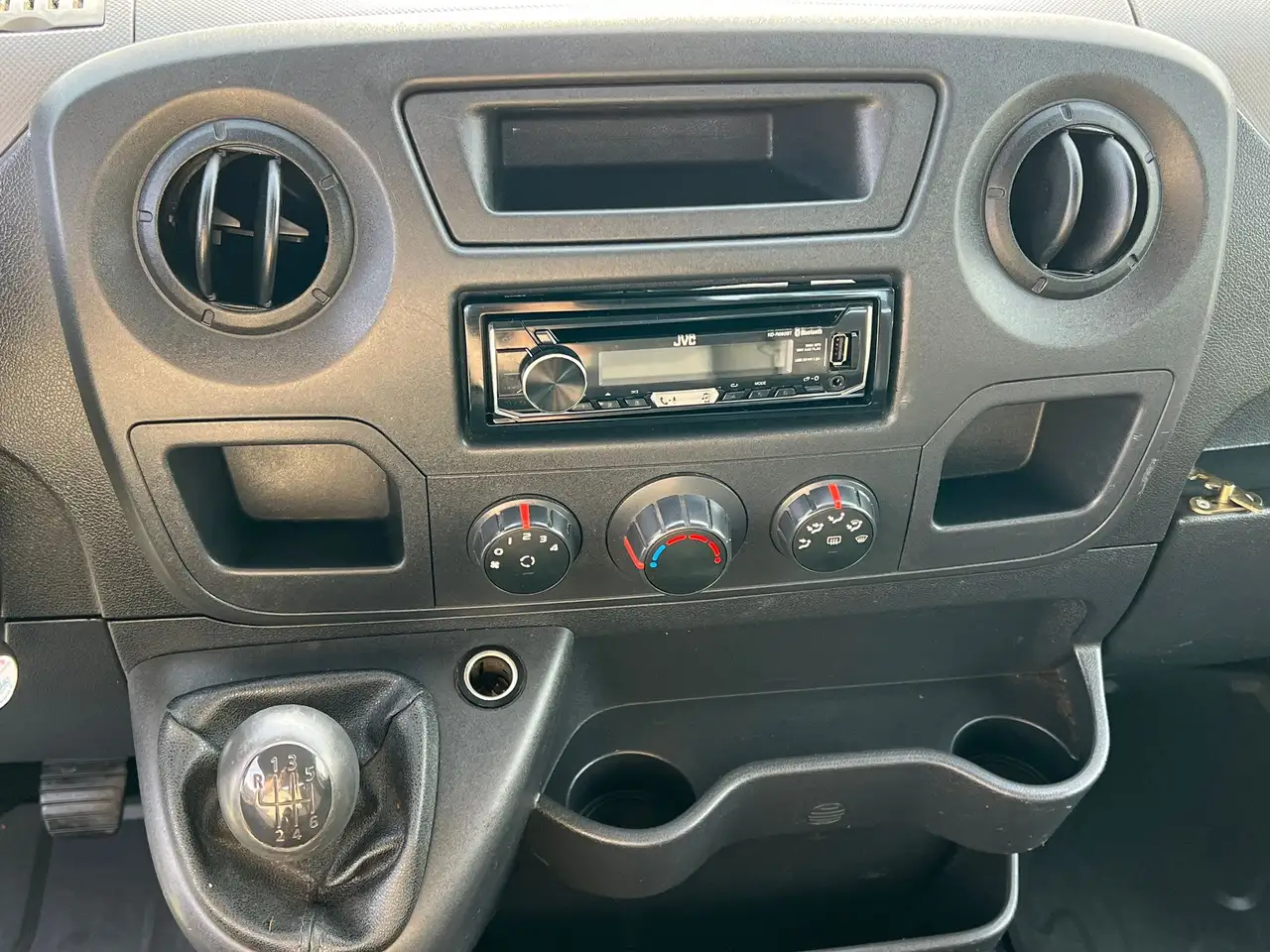Renault Master L4 3,5t dci Abschleppwagen 17.900 Netto Seilwinde – Bild 39