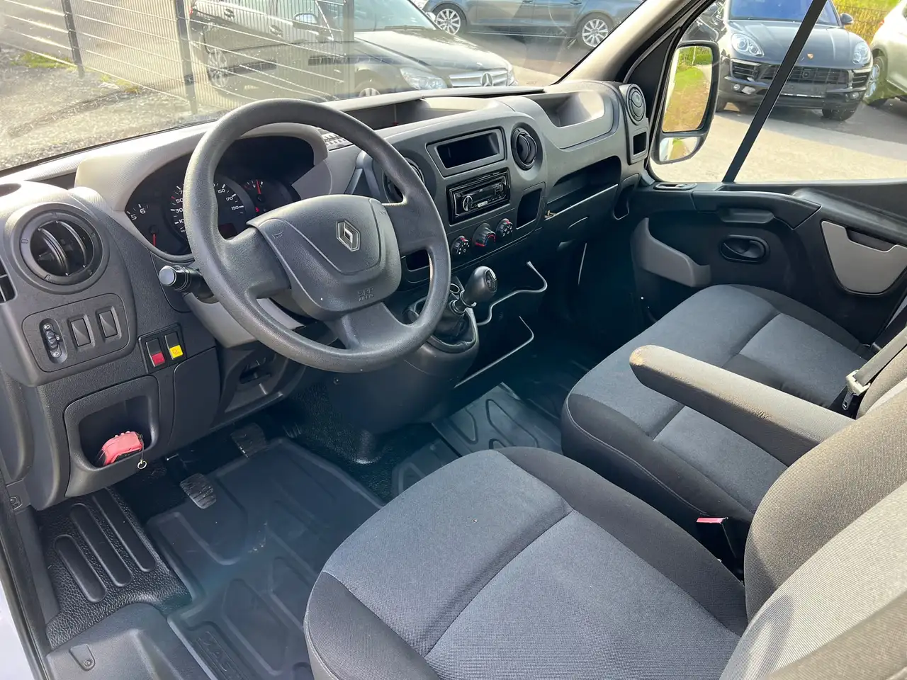 Renault Master L4 3,5t dci Abschleppwagen 17.900 Netto Seilwinde – Bild 31