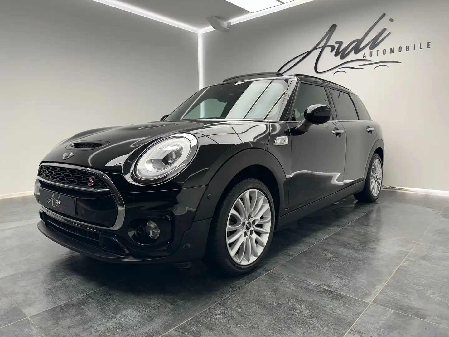 MINI Cooper S Clubman 2.0A* GARANTIE 12 MOIS*TOIT OUVRANT*GPS*CUIR*XENON Noir - 1