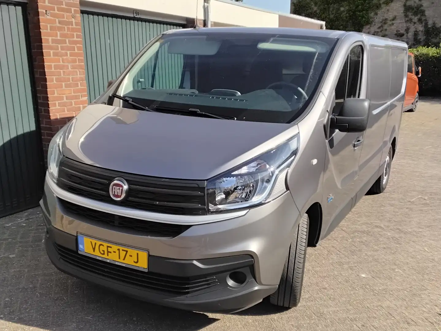 Fiat Talento Talento 2.0 MJ L2H1 Basis Grijs - 1