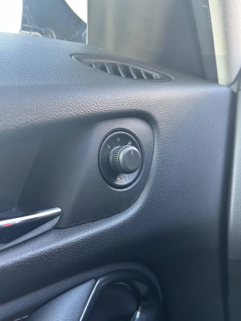 Opel Zafira Tourer Zafira Tourer 1,4 Turbo Ecotec Österreich Edition - 1