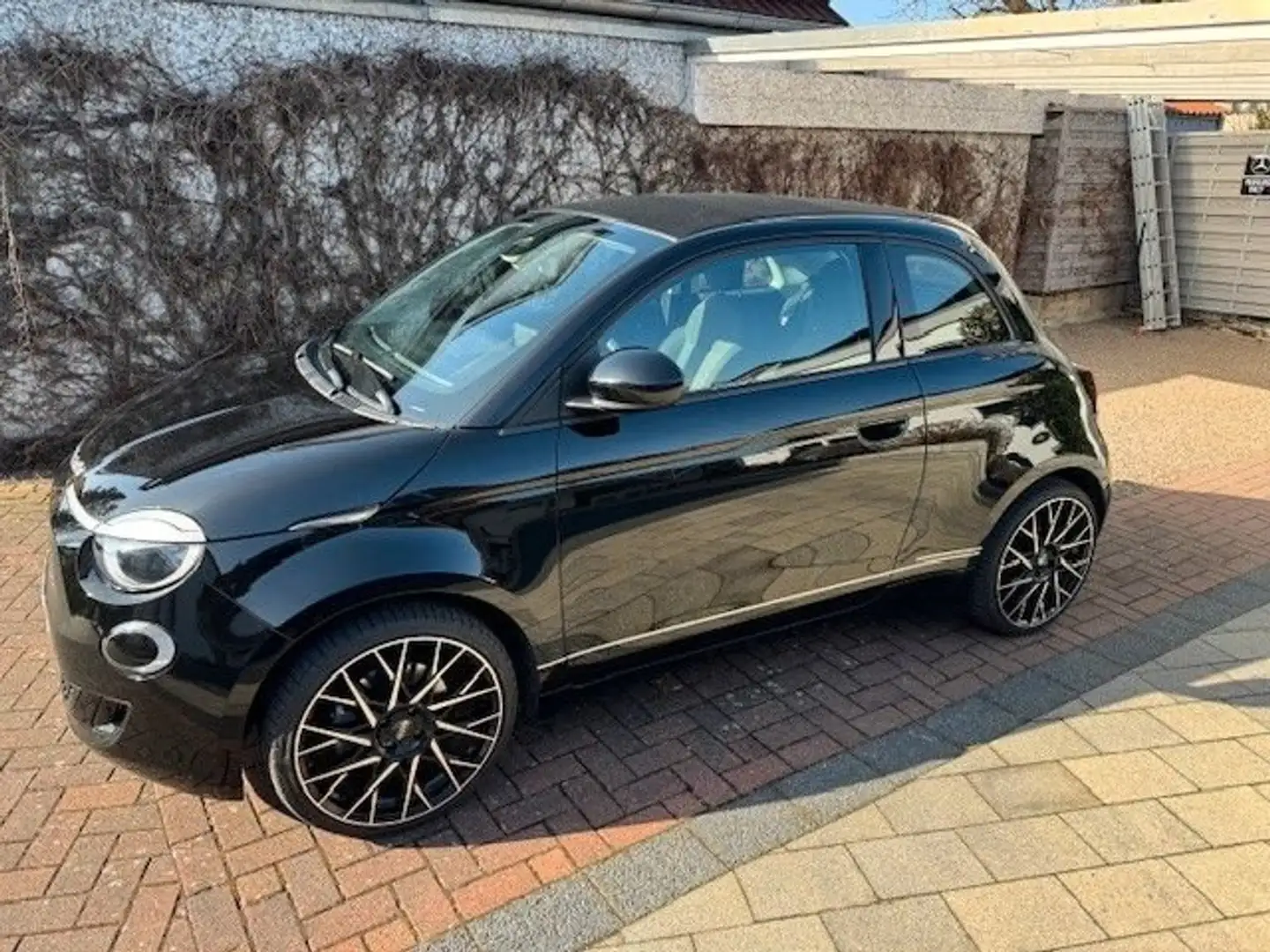 Fiat 500e 500e Cabrio 42 kWh Icon + Nero - 1