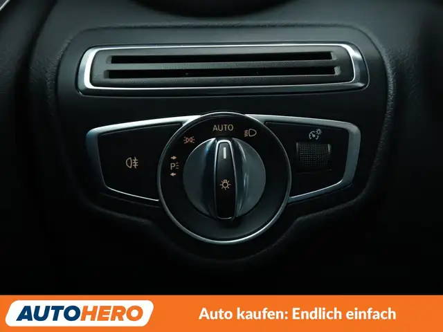 Mercedes-Benz C Class view 25