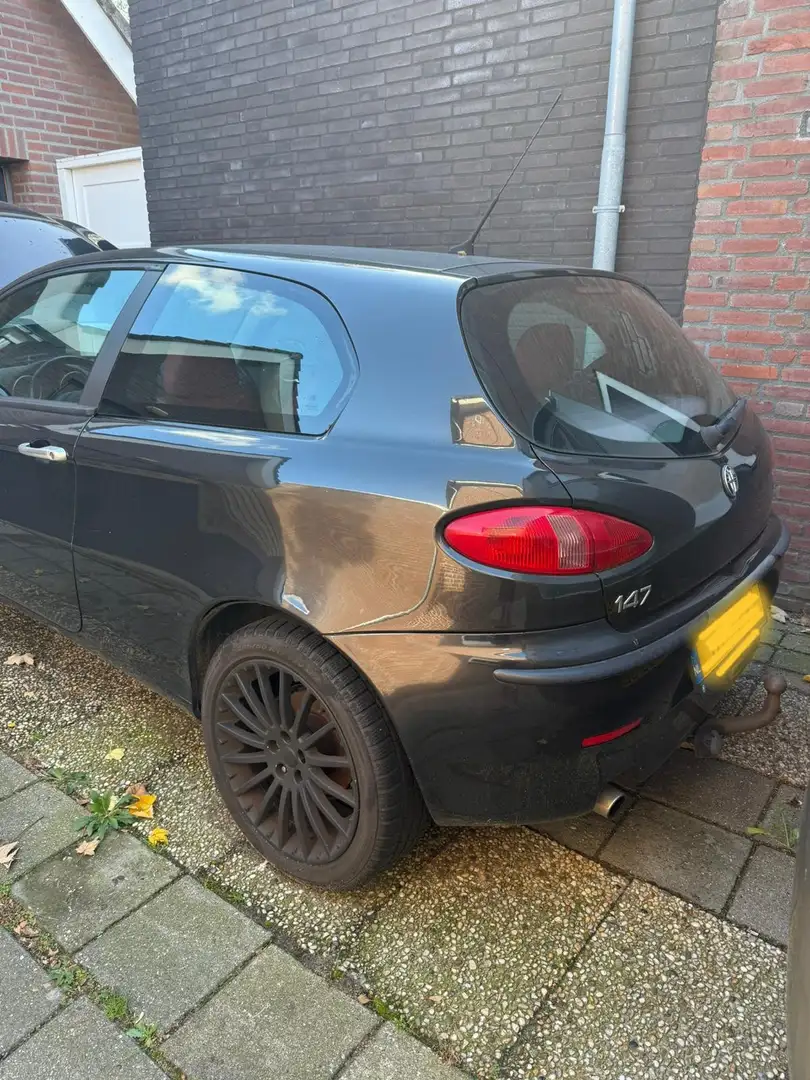 Alfa Romeo 147 147 1.6 TS Lusso Noir - 2