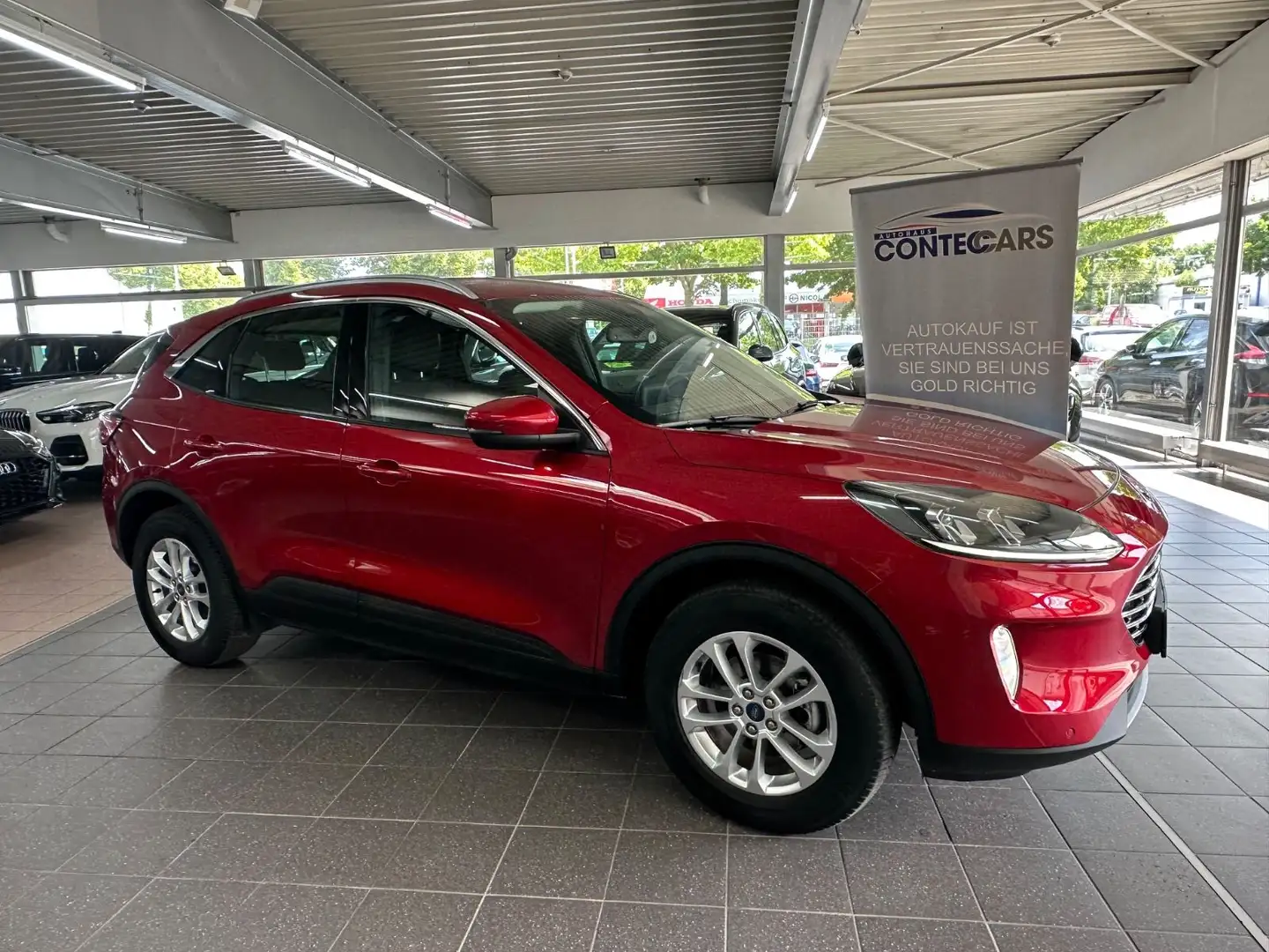 Ford Kuga 2.5 Duratec Titanium AHK+Winter Paket+uvm. Rot - 1