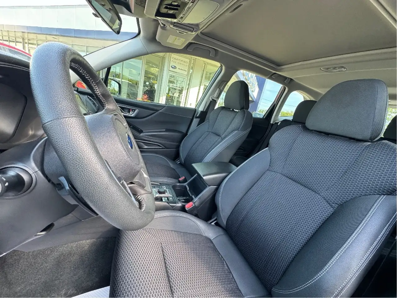 Subaru Forester снимка Subaru Forester