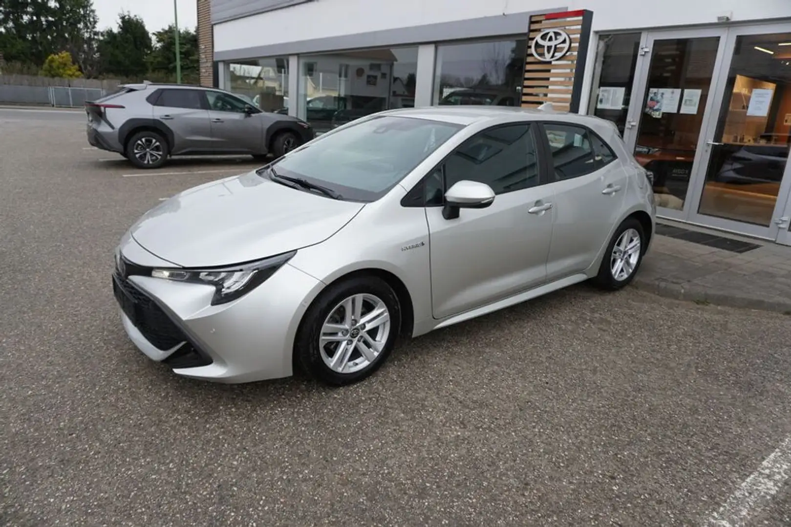 Toyota Corolla 1,8 Hybrid *LED*KAMERA* Silber - 2