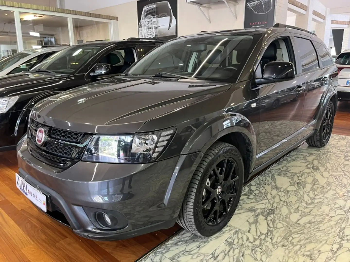 Fiat Freemont 2.0 Mjt 170 CV 4x4 aut. Black Code Grigio - 1
