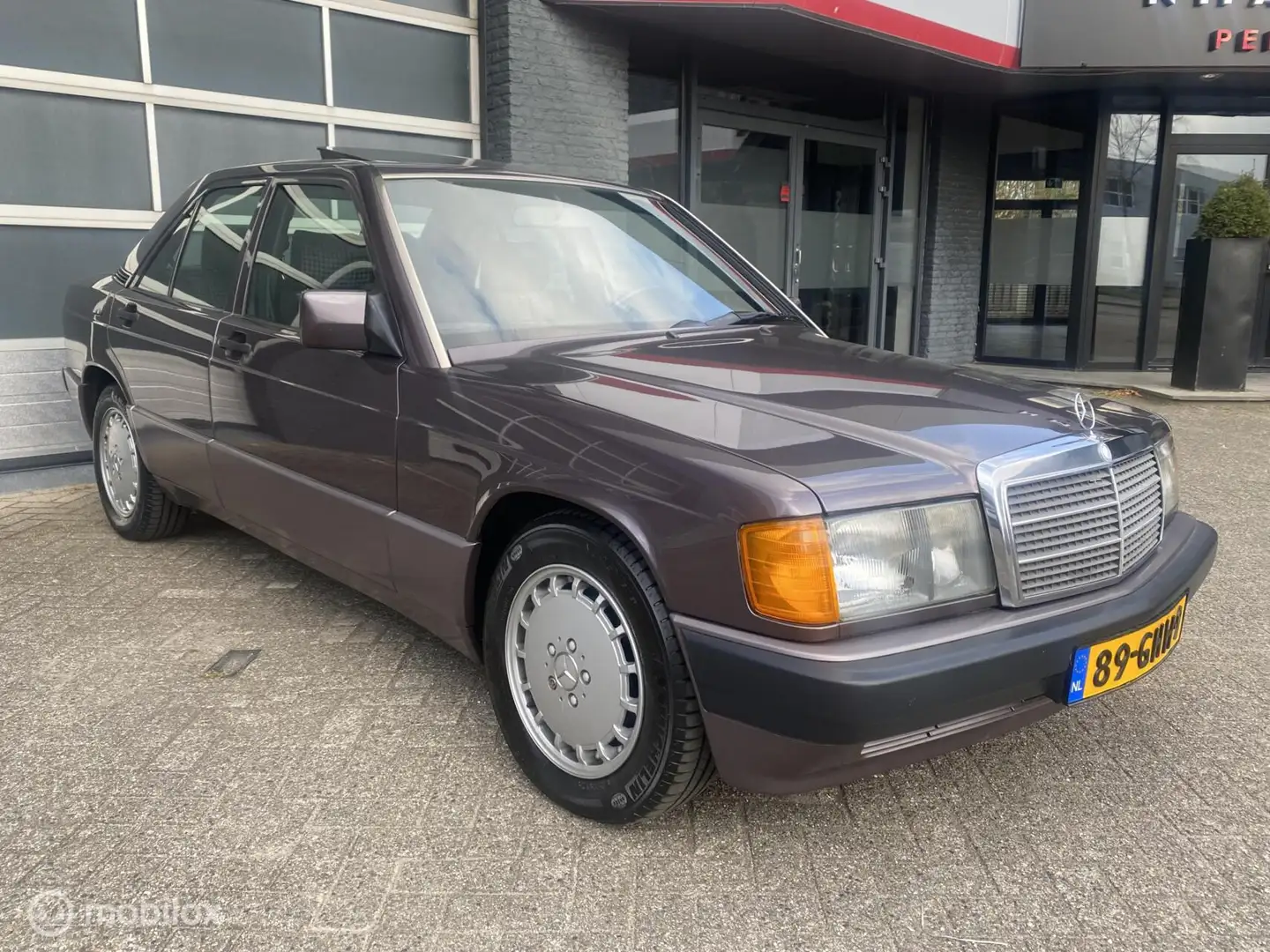 Mercedes-Benz 190 2.0 E Airco/Aut/Schuifdak/Cruise control Violett - 2