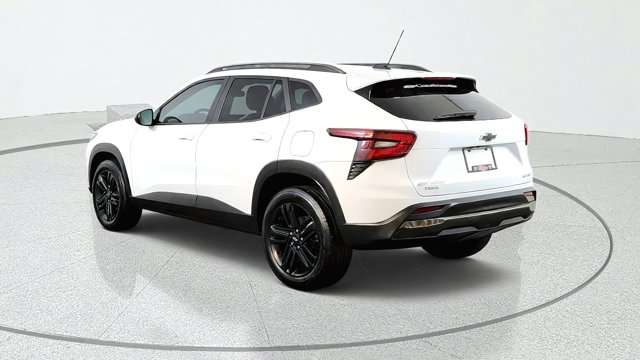 2025 Chevrolet Trax ACTIV, LOCAL TRADE, SMART SAFETY FEATURES — снимка 4