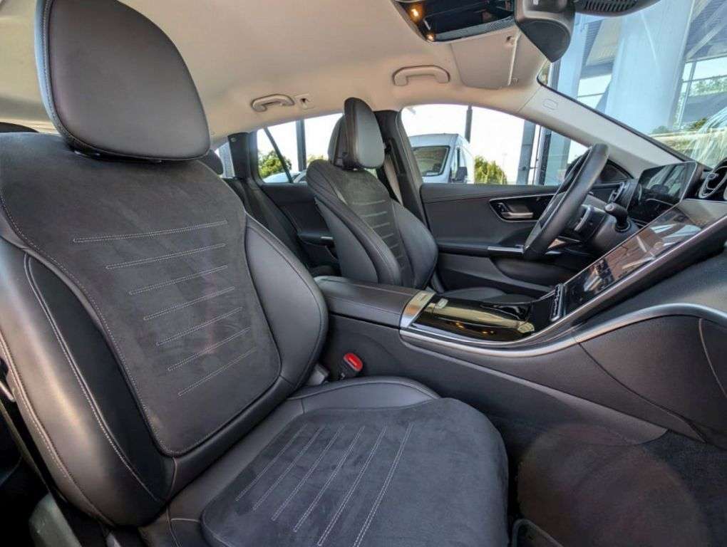 Mercedes-Benz C 180