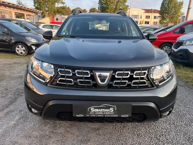 Dacia Duster view 2