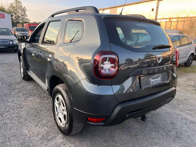 Dacia Duster view 6