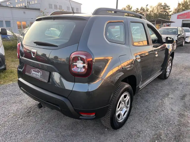 Dacia Duster view 4
