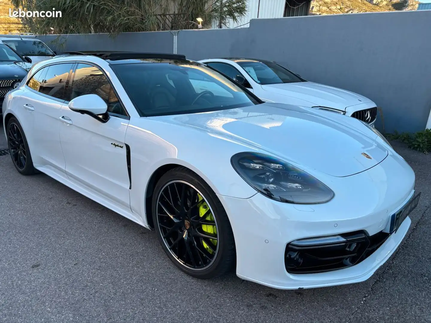 Porsche Panamera II Sport Turismo 4.0 V8 Turbo S 680ch Blanc - 2
