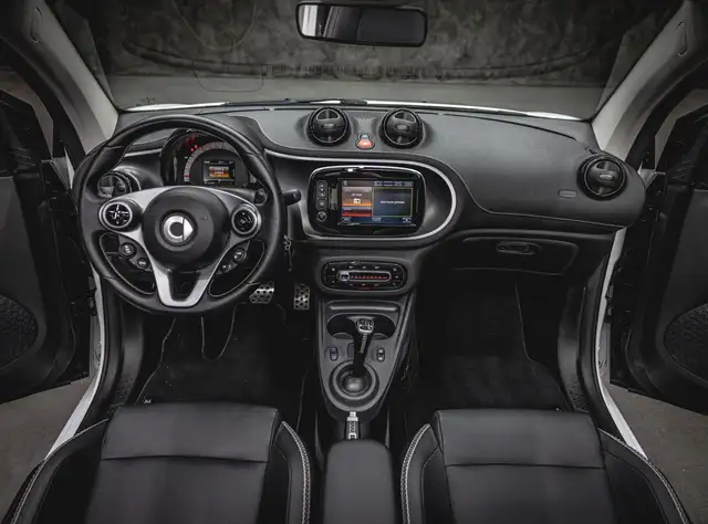 Smart Fortwo view 9